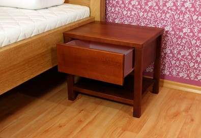 Obrázek produktu: files/nocni-stolek-z-masivu-delicia-02.jpg