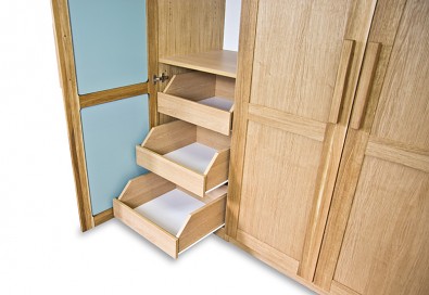 Obrázek produktu: files/skrin-z-masivu-dub-03.jpg